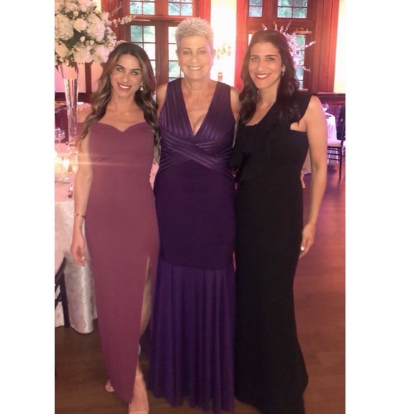 Windsor Mauve Off the Shoulder Formal Dress - Picture 5 of 8